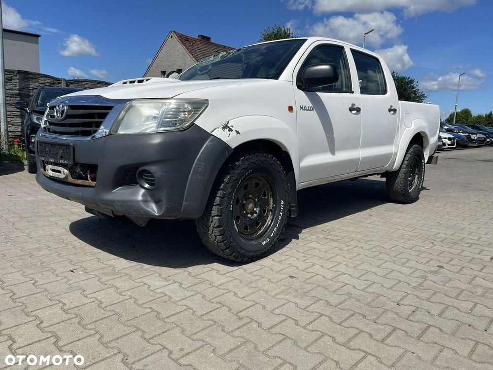 Toyota Hilux 4x4 Double Cab - 3
