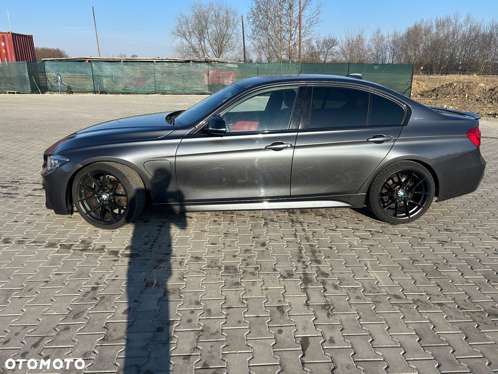 BMW Seria 3 330e iPerformance M Sport Shadow - 8