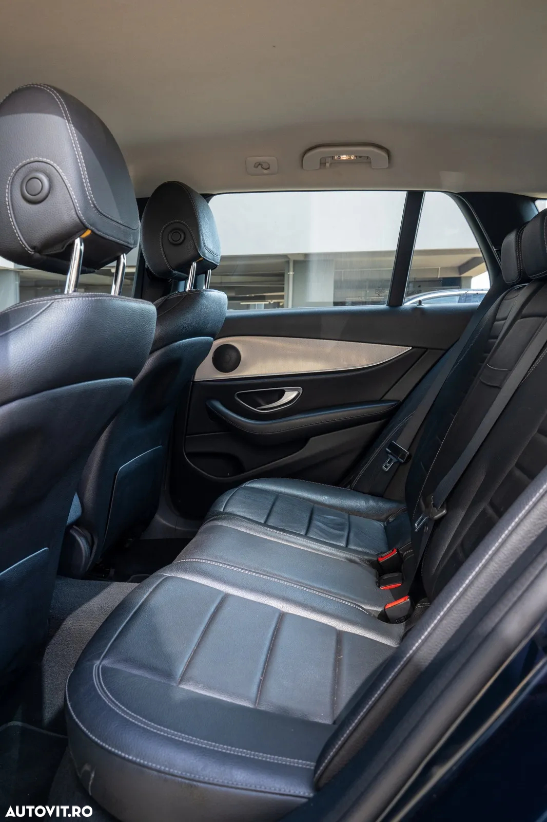 Mercedes-Benz E 220 d T 9G-TRONIC Avantgarde - 11