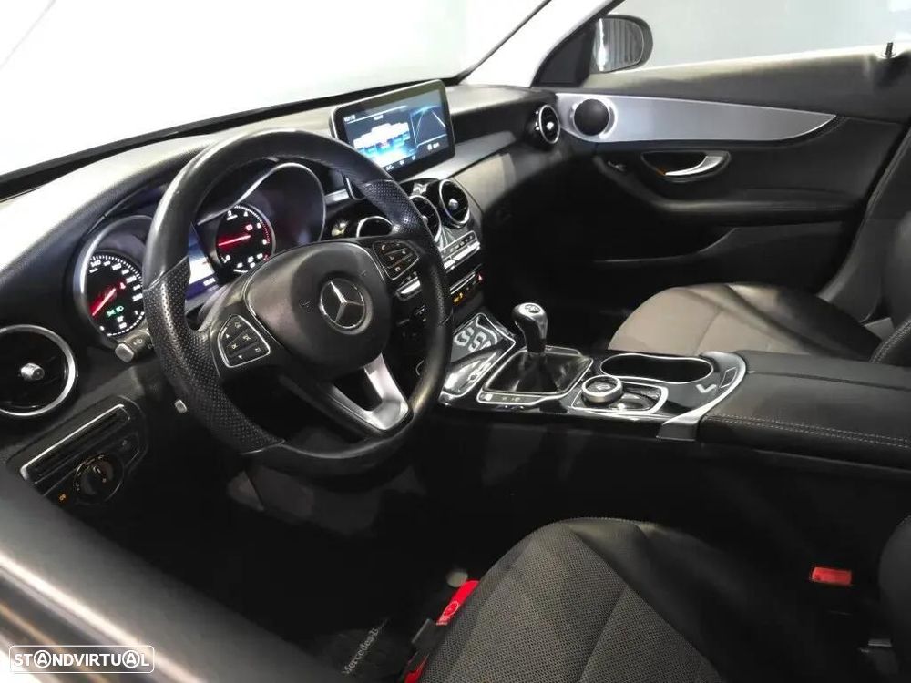 Mercedes-Benz C 200 - 27