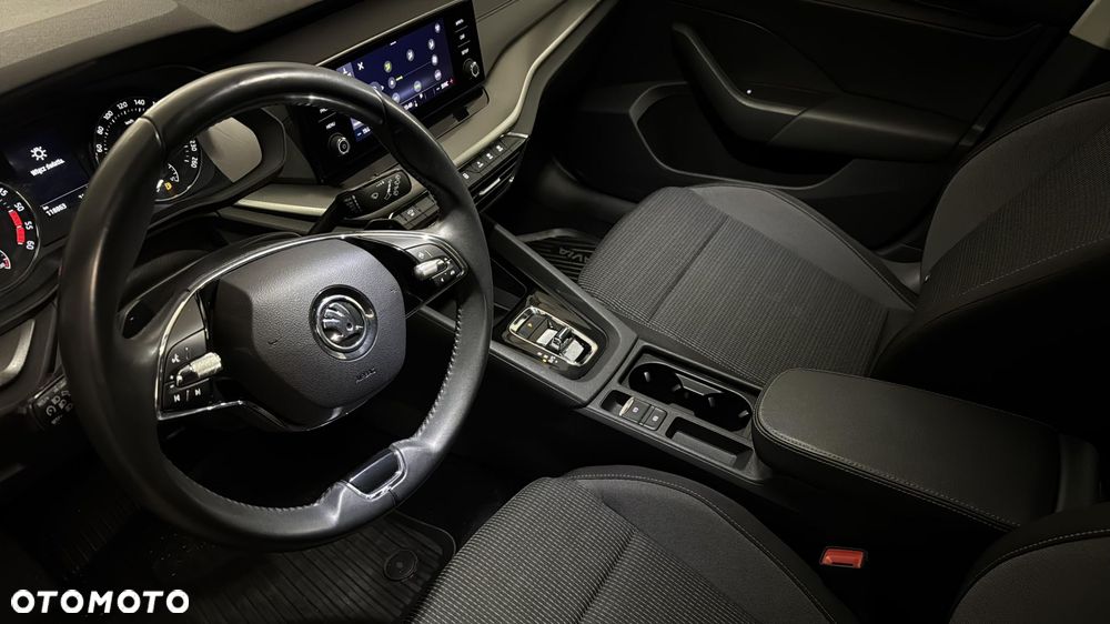 Skoda Octavia 2.0 TDI Ambition DSG - 9