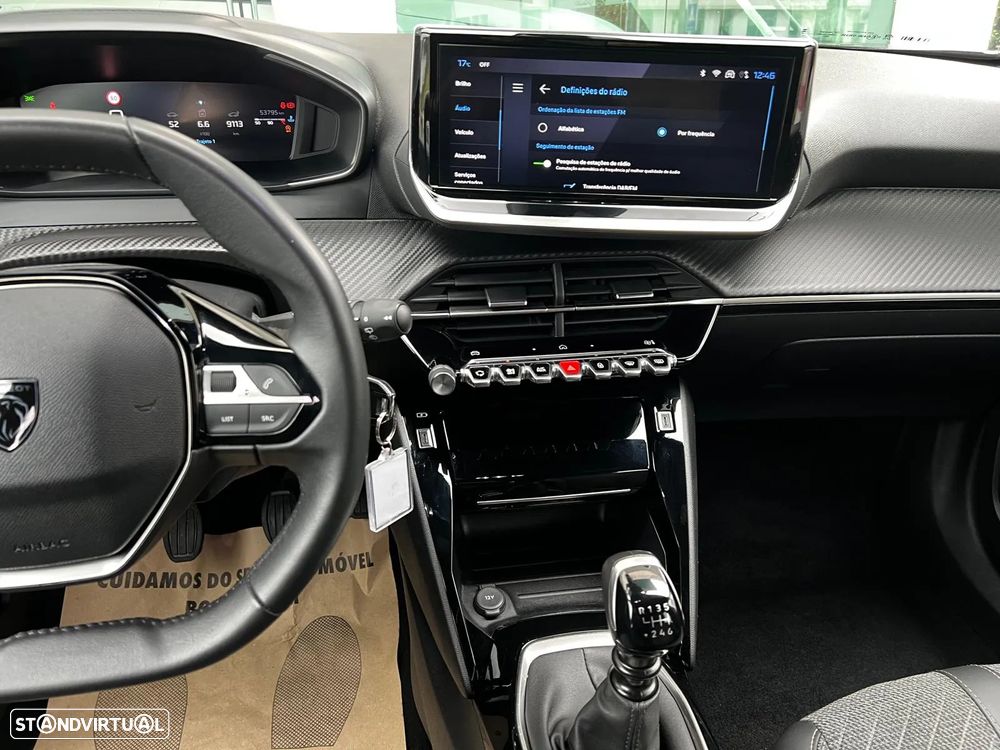 Peugeot 2008 1.2 PureTech Allure - 33