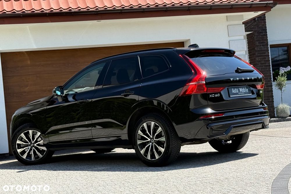 Volvo XC 60 B4 D AWD Plus Dark - 7