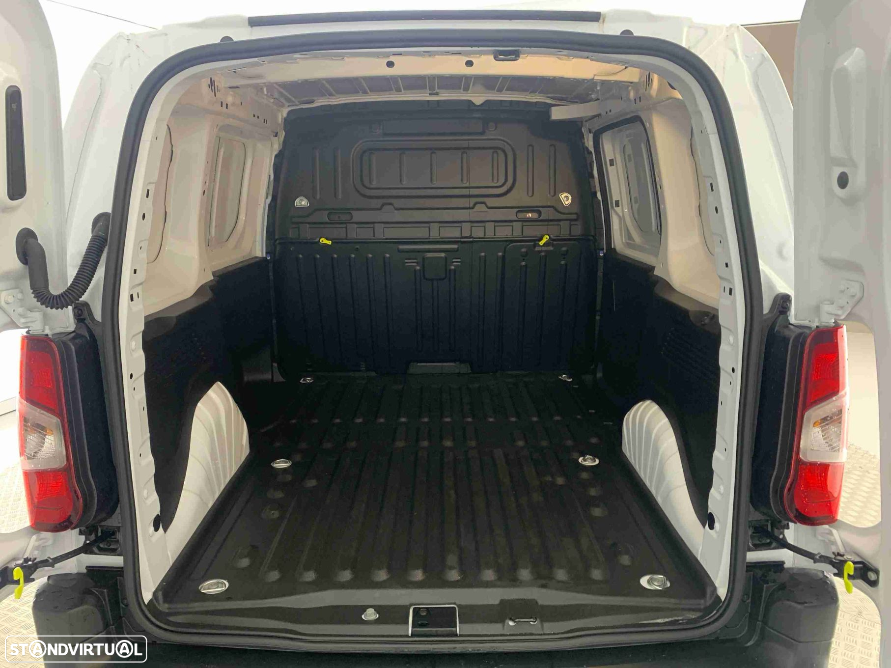 Peugeot Partner 1.5 BlueHDi Standard - 13