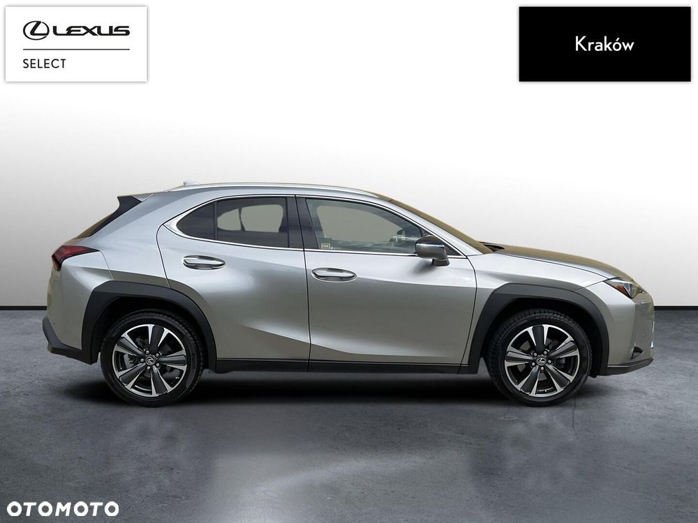 Lexus UX - 6