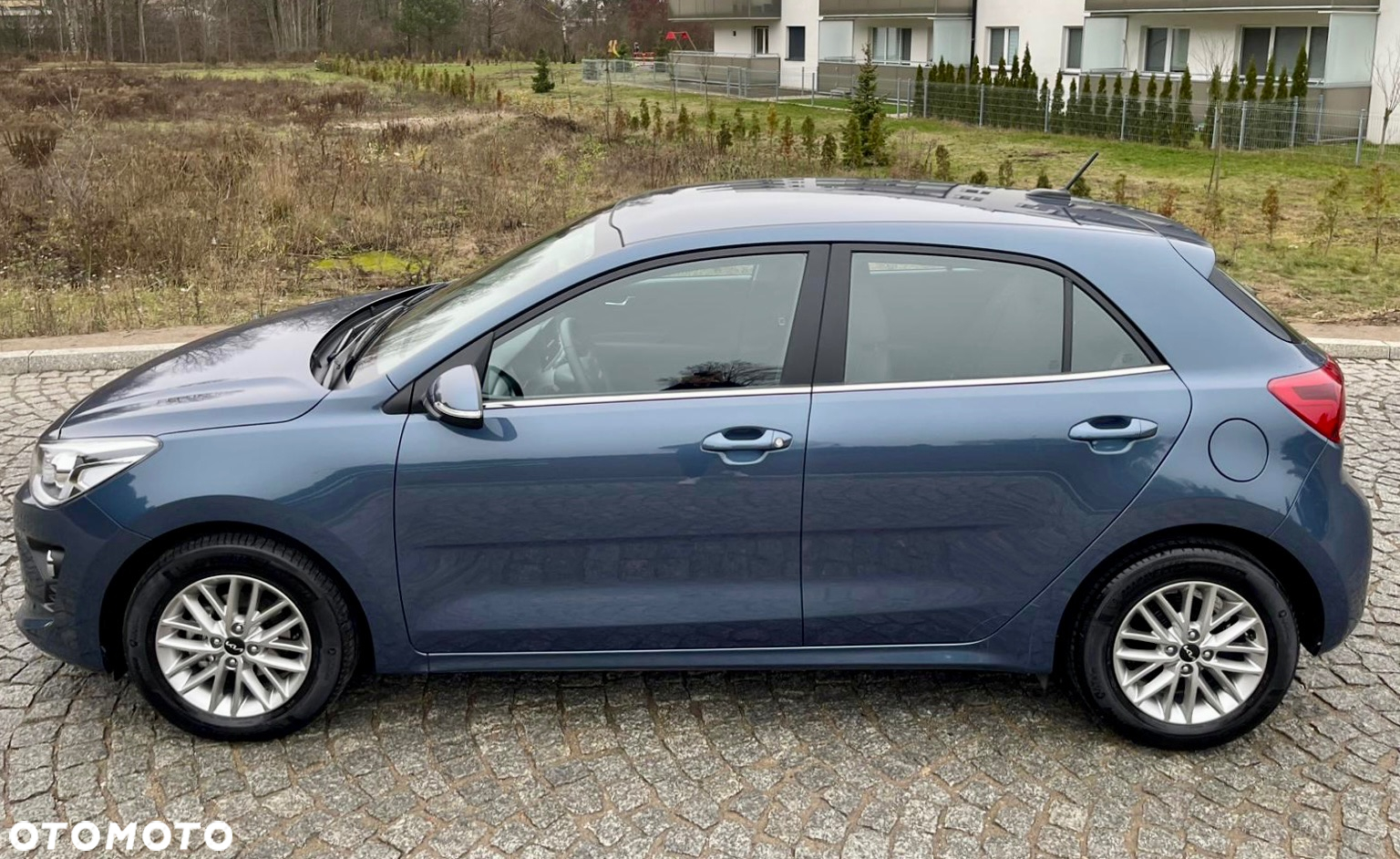 Kia Rio - 23
