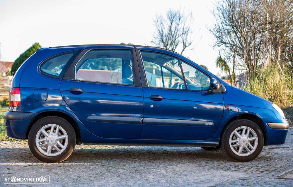 Renault Scénic 1.4 16V Conquest - 8