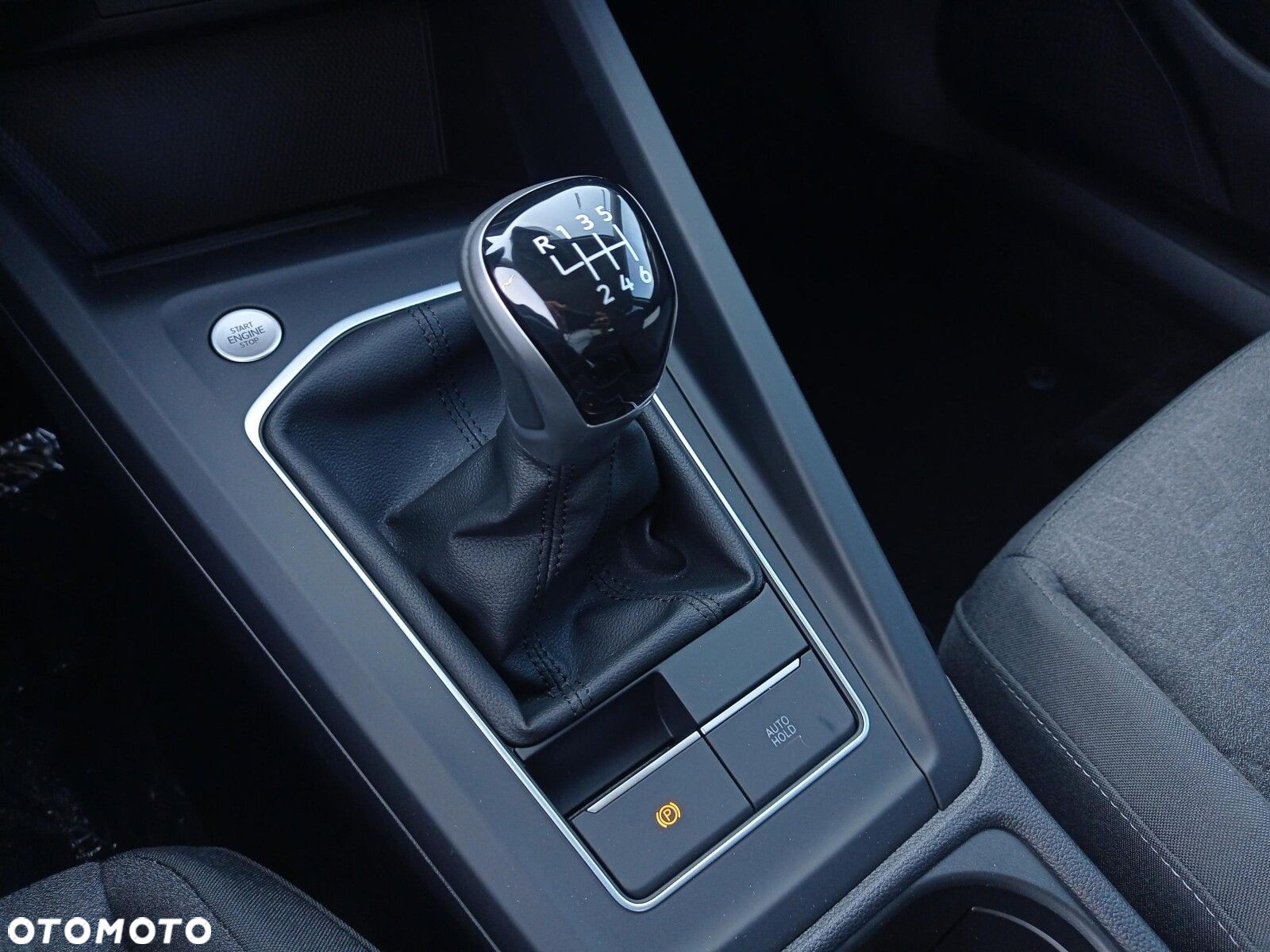 Volkswagen Golf VIII 1.5 TSI Life Plus - 31