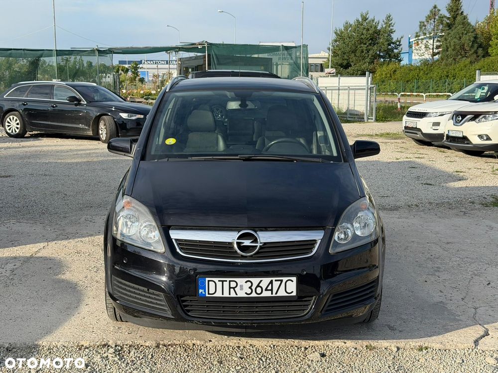 Opel Zafira - 2