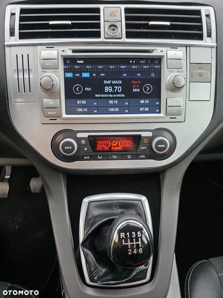 Ford Kuga 2.0 TDCi Titanium S - 12