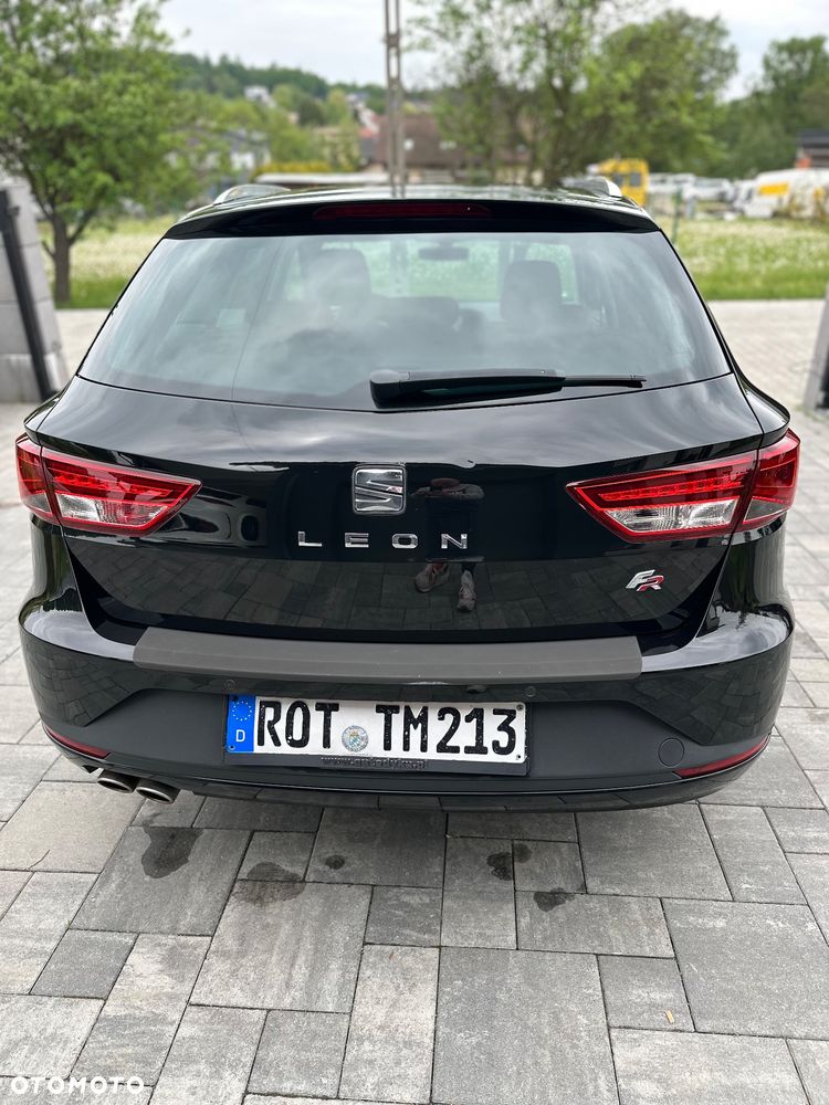 Seat Leon 2.0 TDI DPF Start&Stop DSG FR - 9