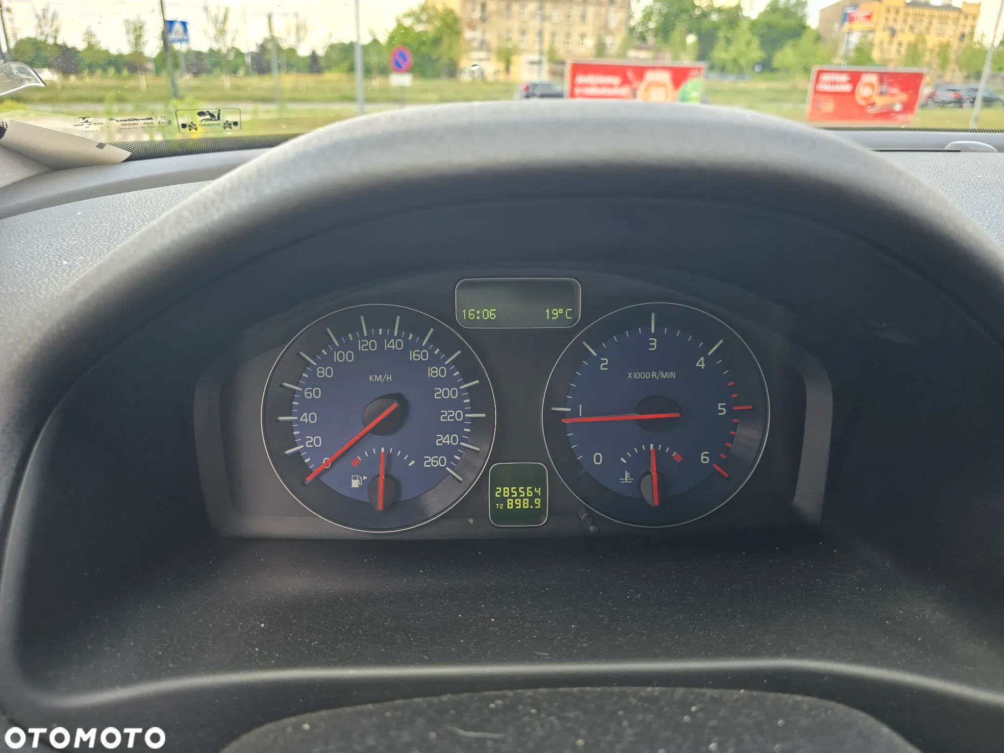 Volvo C30 2.0D R-Design - 8