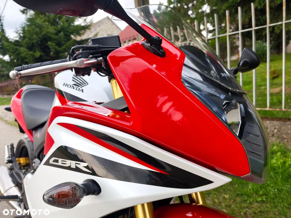 Honda CBR - 12
