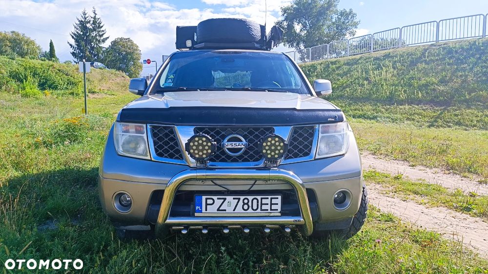 Nissan Pathfinder 2.5 DCi Sport / SE - 4