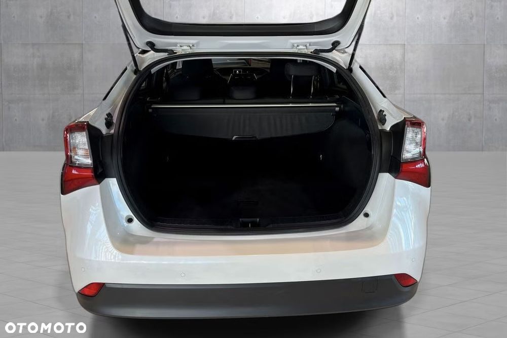Toyota Prius 1.8 Hybrid Executive - 9