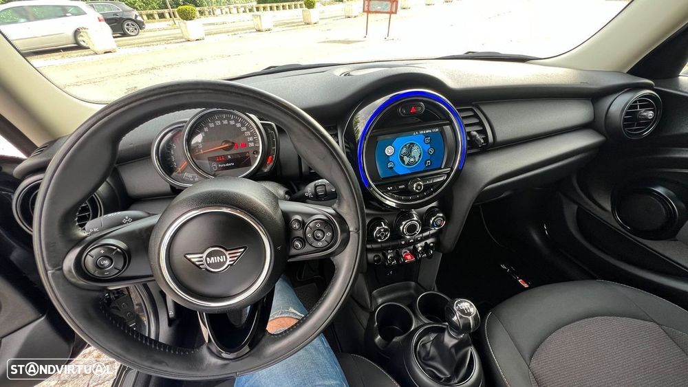 MINI 5 Portas One D - 4