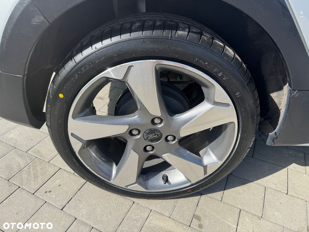 Ford Fiesta 1.0 EcoBoost S&S ACTIVE COLOURLINE - 24