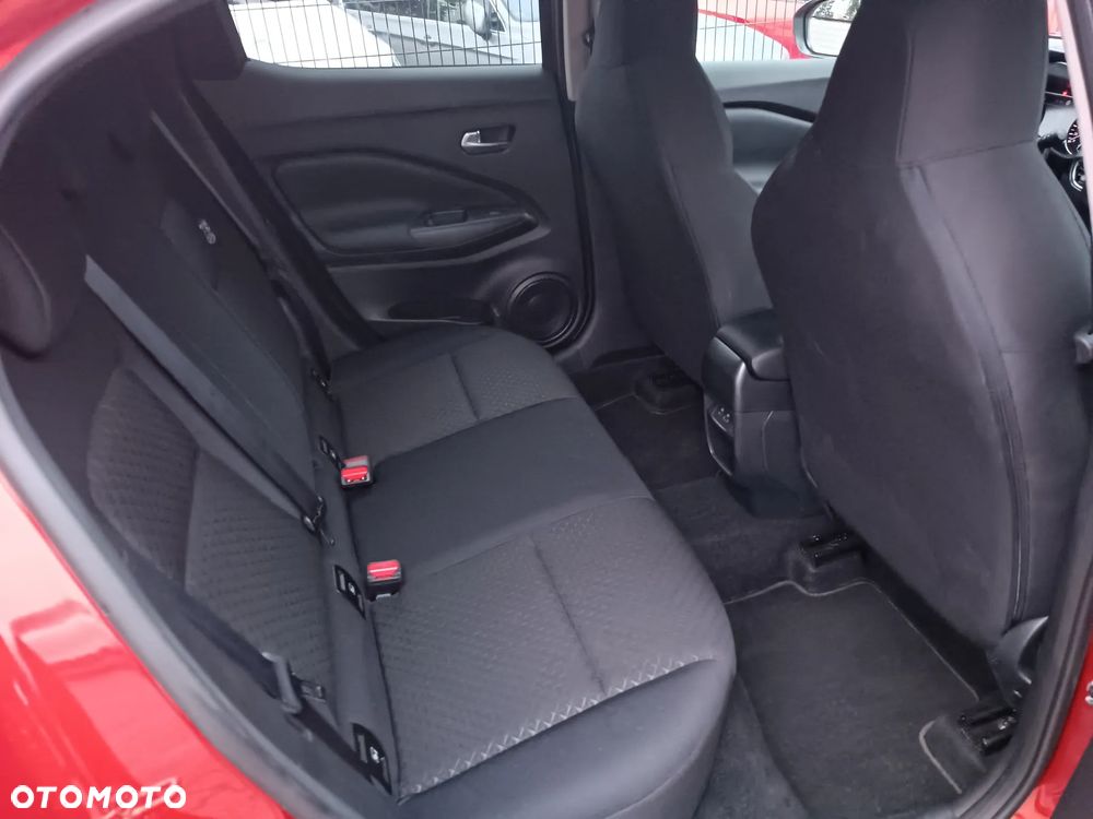 Nissan Juke 1.0 DIG-T Acenta DCT - 21