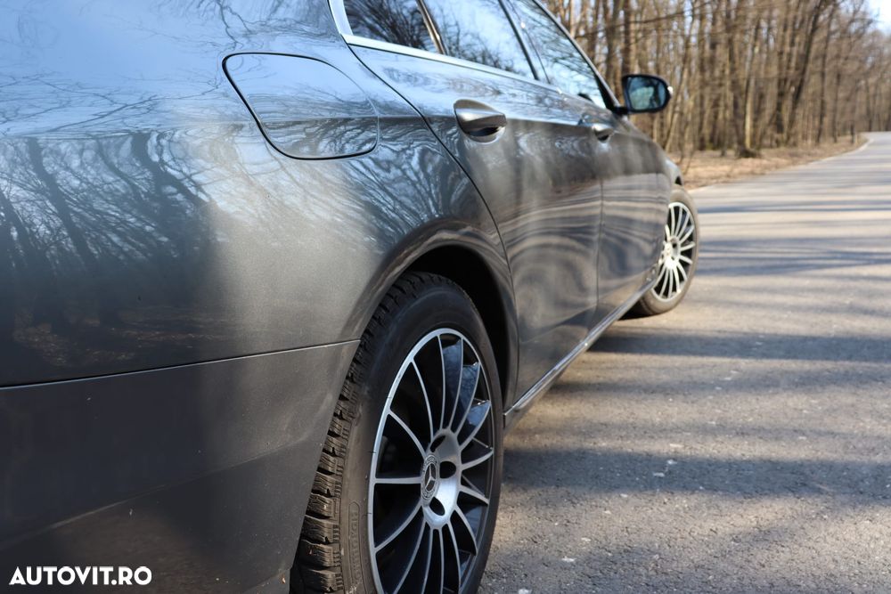 Mercedes-Benz E 220 d Aut. - 7