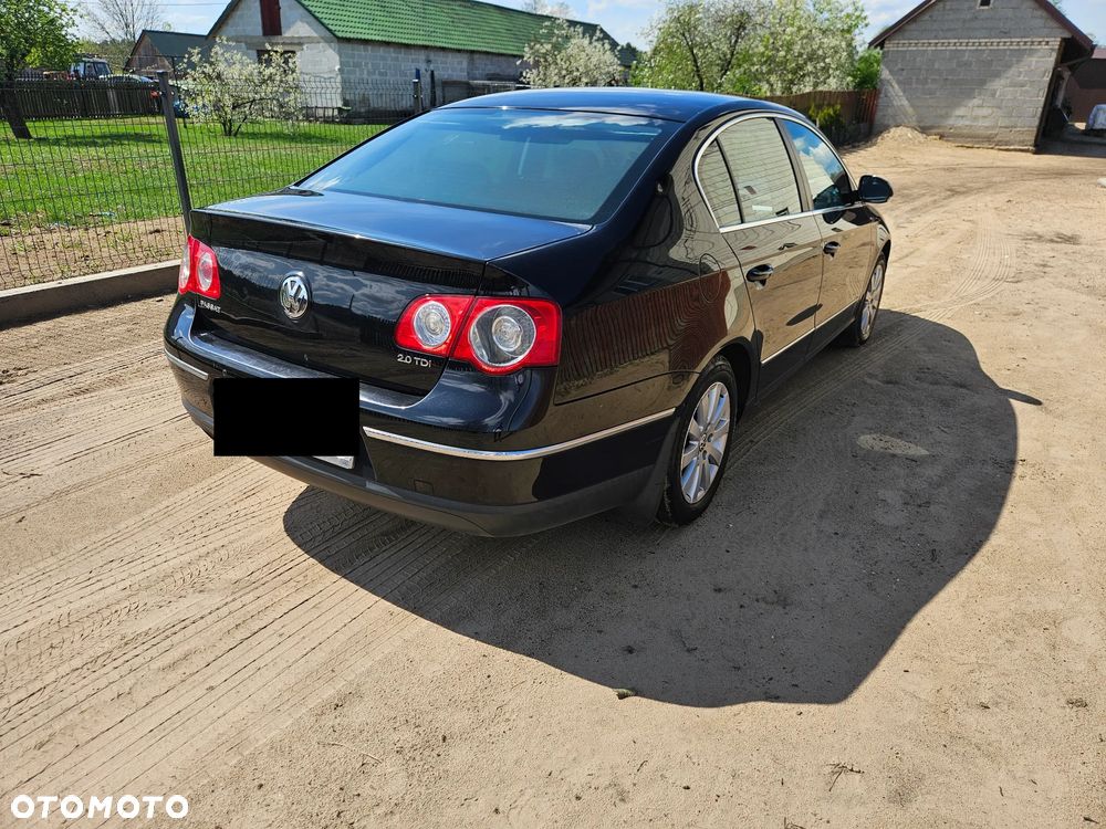 Volkswagen Passat 2.0 TDI DPF Comfortline - 3