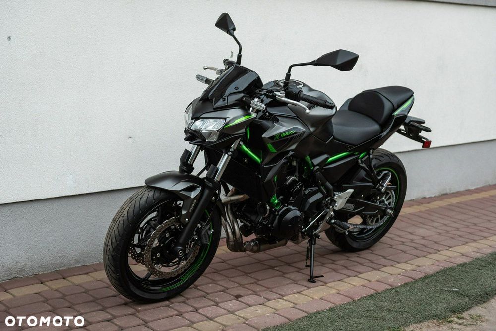 Kawasaki Z 650 - 6