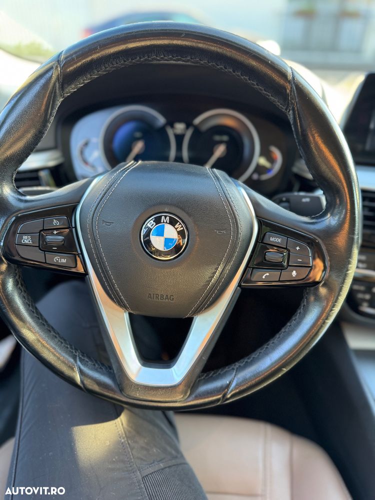 BMW Seria 5 520d AT - 7