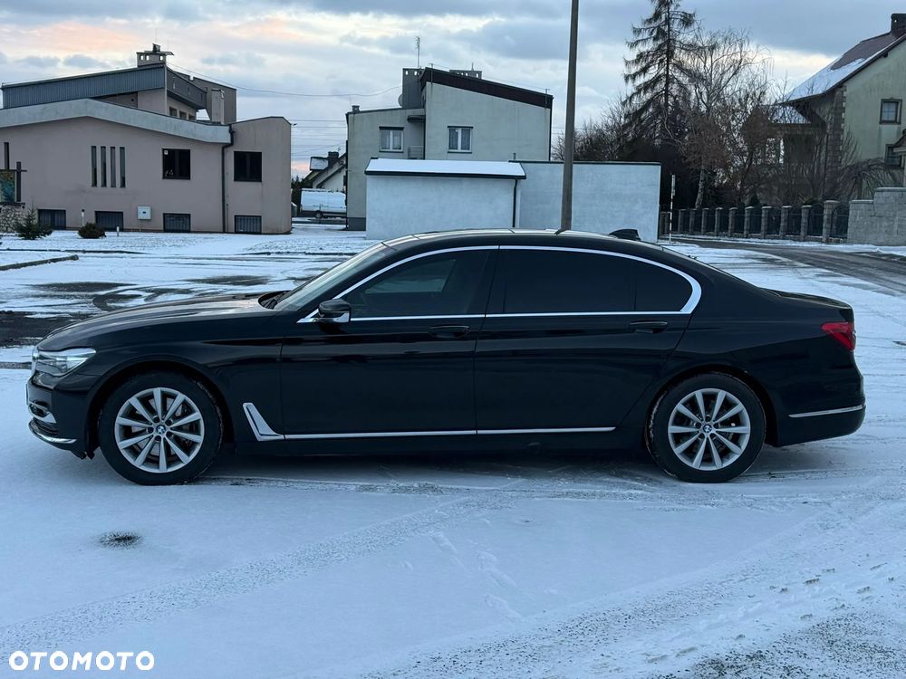 BMW Seria 7 740Li xDrive - 5