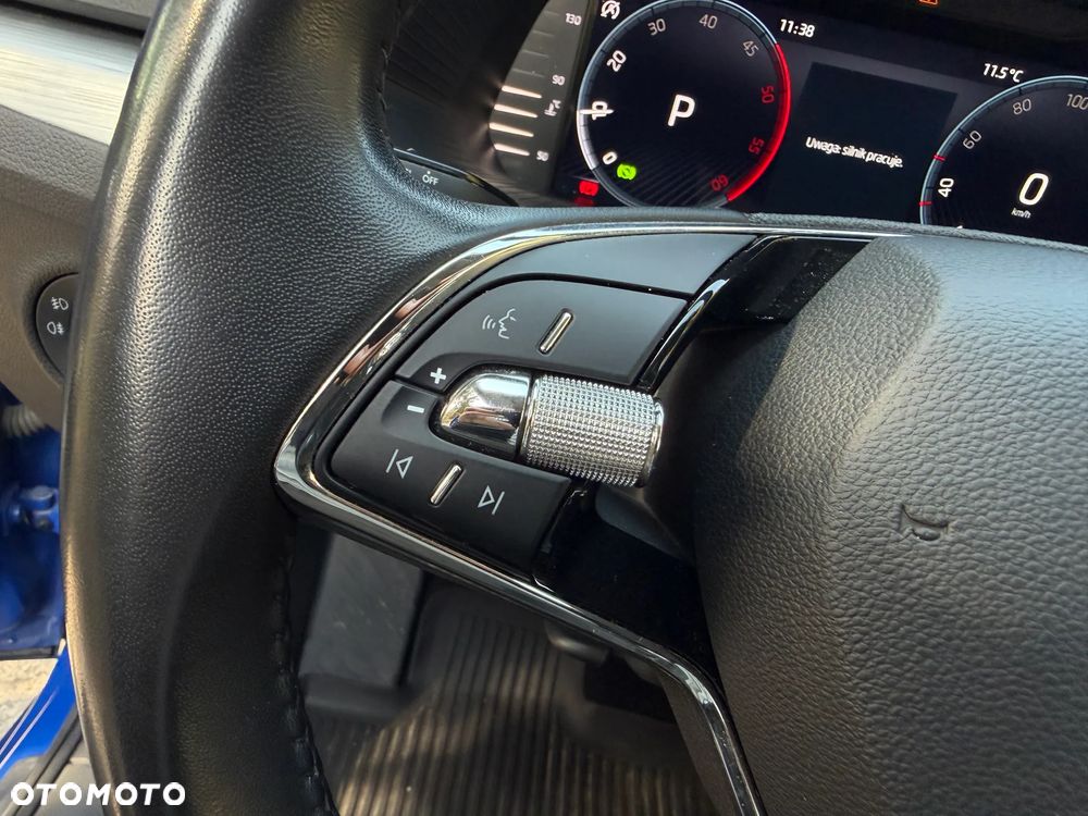 Skoda Superb 2.0 TDI SCR Ambition DSG - 27