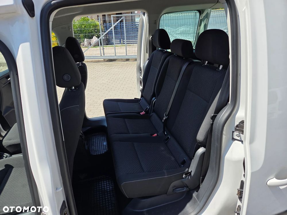 Volkswagen Caddy Maxi 2.0 TDI Comfortline - 16