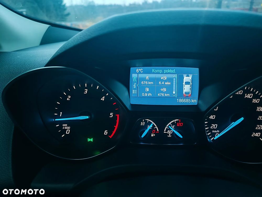 Ford Kuga 2.0 TDCi 4x4 Titanium - 7