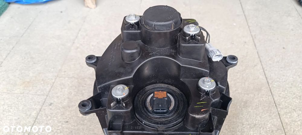 SUZUKI DL 650 1000 V-STROM LAMPA PRZÓD REFLEKTOR - 18