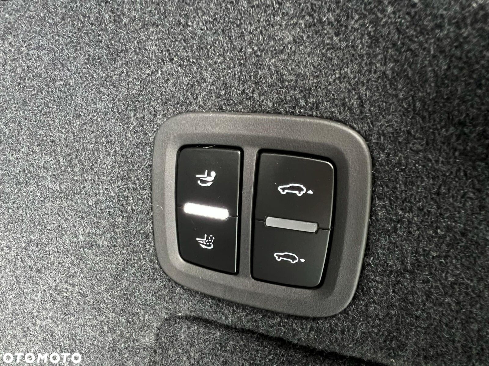 Porsche Cayenne - 40