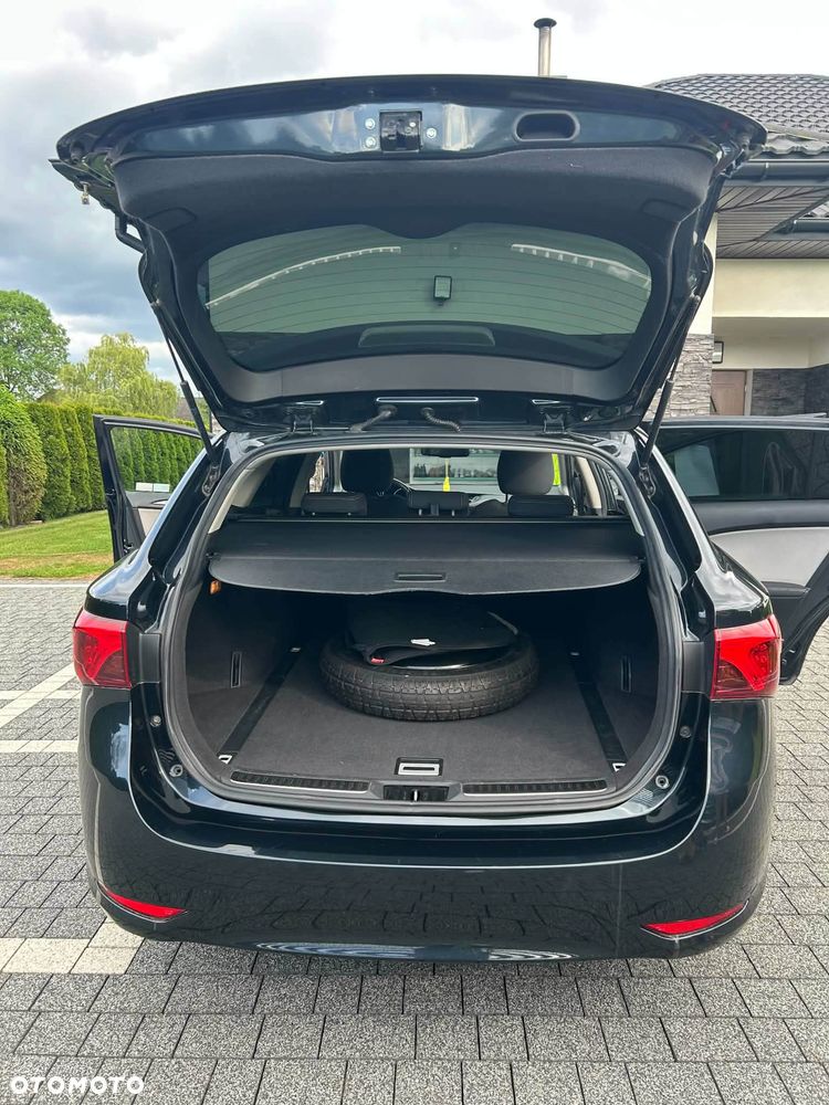 Toyota Avensis 2.0 Premium MS - 4