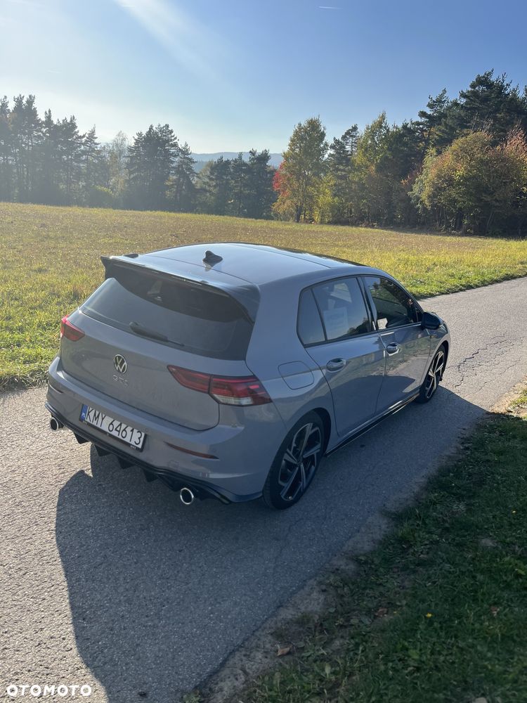 Volkswagen Golf - 12