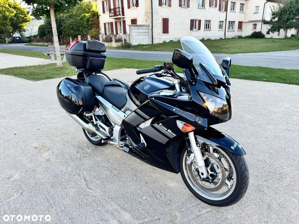 Yamaha FJR - 14