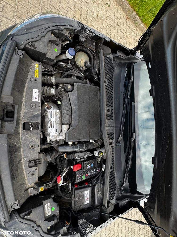 Peugeot 2008 1.2 PureTech GT S&S EAT8 - 11