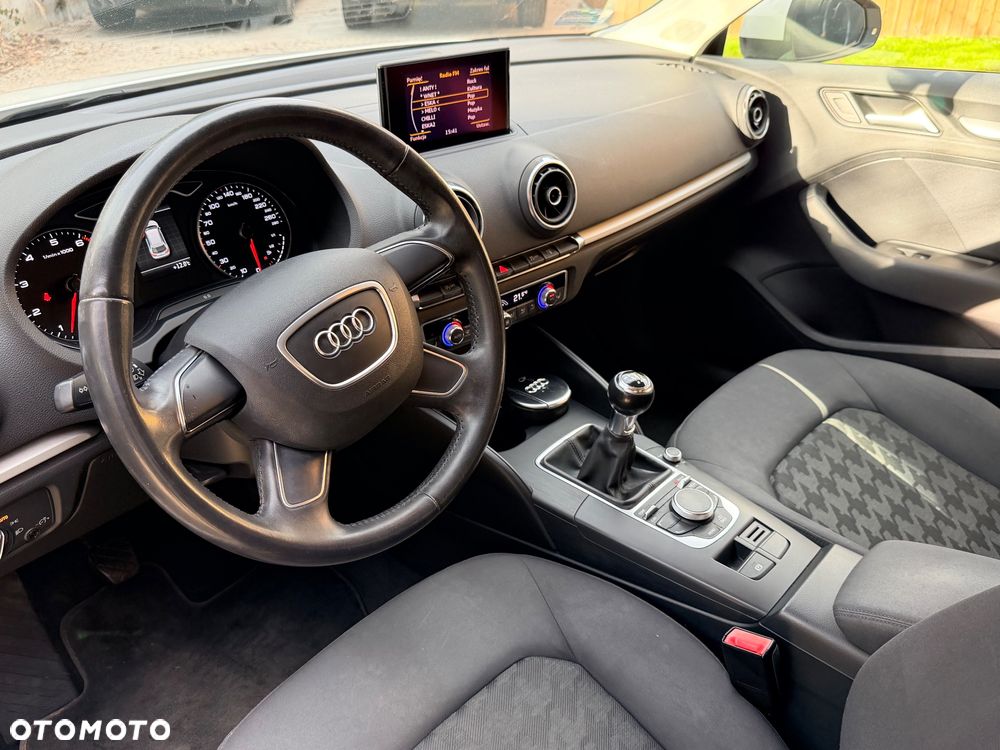 Audi A3 Sportback 1.4 TFSI Ambition - 13