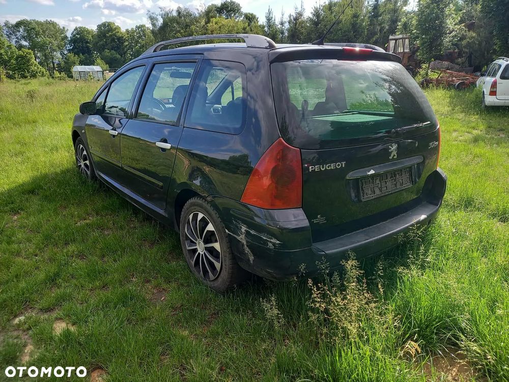 części do Peugeot 307 SW  kombi   2002r. 5 - drzwi 1.6 16V benzyna - 3