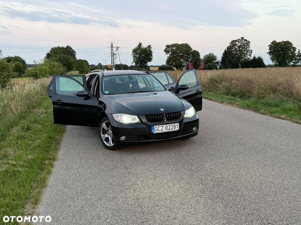 BMW Seria 3 320d - 4