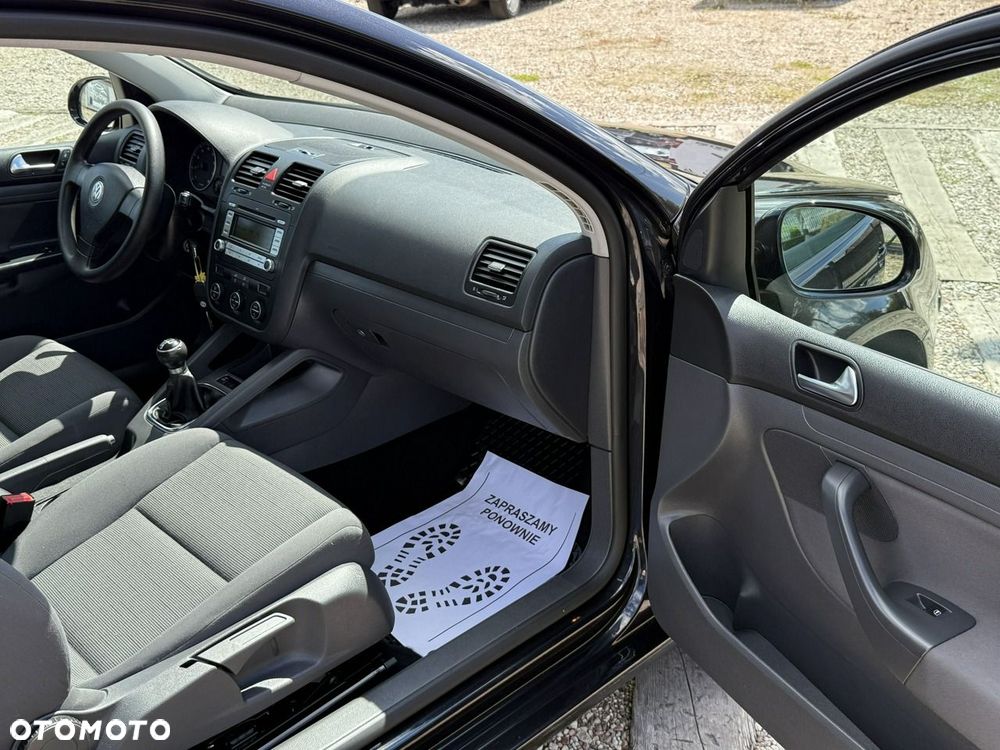 Volkswagen Golf - 31