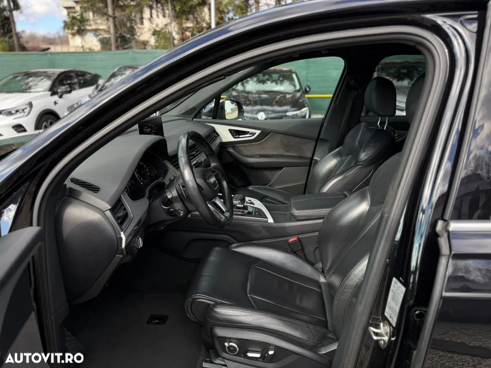 Audi Q7 3.0 TDI Quattro Tiptronic - 24