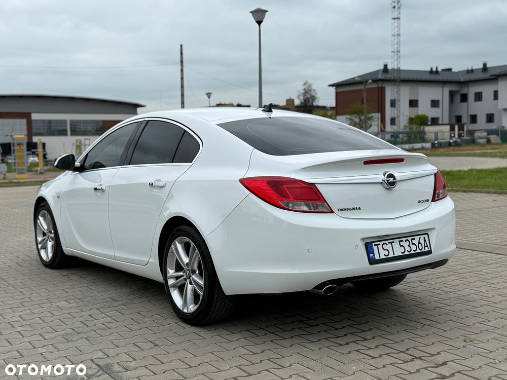 Opel Insignia - 19