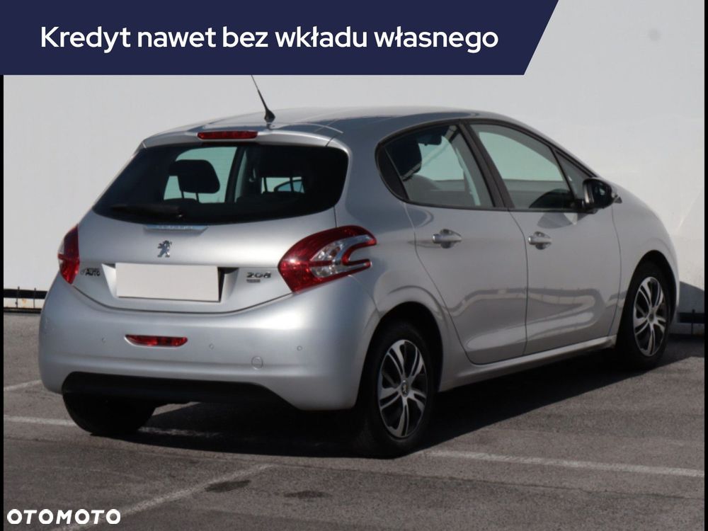 Peugeot 208 - 7