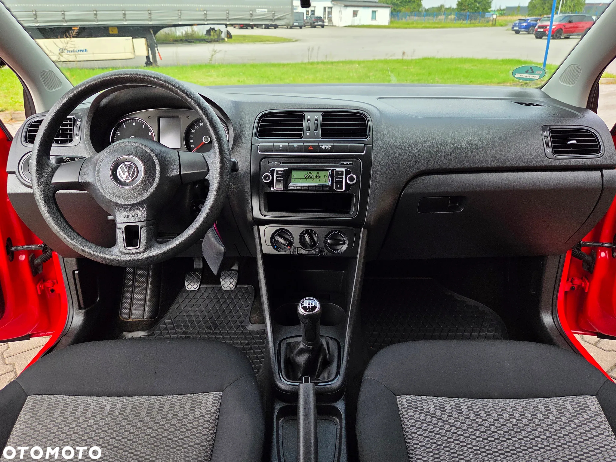 Volkswagen Polo 1.2 Comfortline - 22