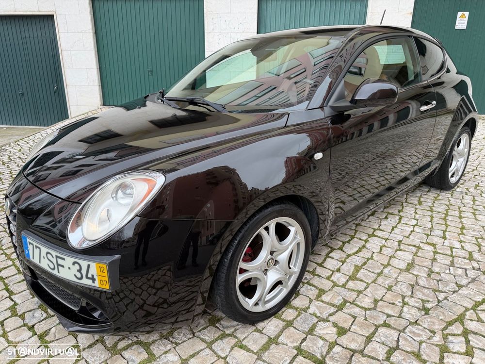 Alfa Romeo MiTo 1.3 JTD Distinctive S&S - 23