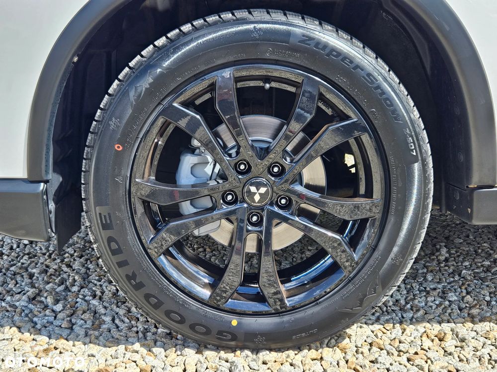 Mitsubishi Outlander 2.0 2WD Diamant - 38