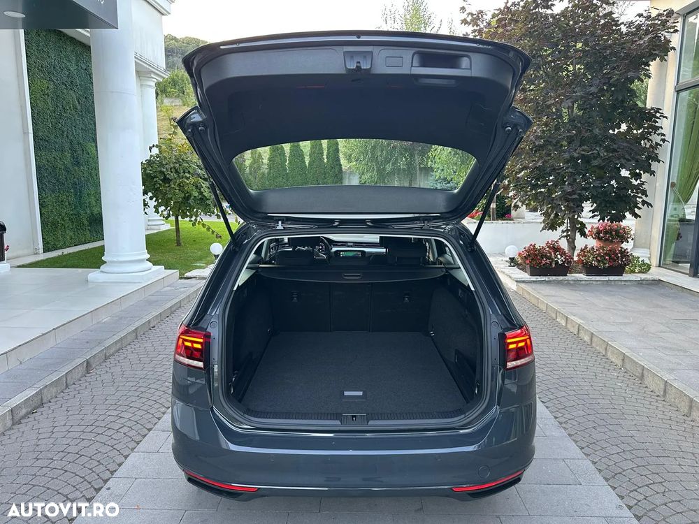 Volkswagen Passat - 21