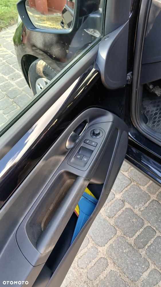 Volkswagen up! 1.0 move - 16