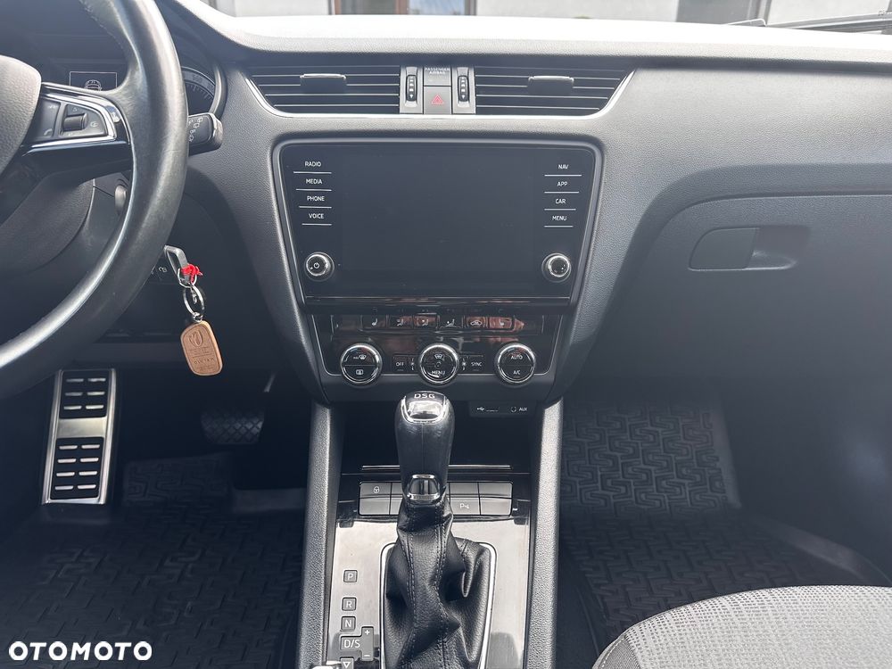 Skoda Octavia 2.0 TDI Style DSG - 10