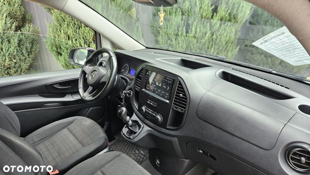 Mercedes-Benz VITO - 11